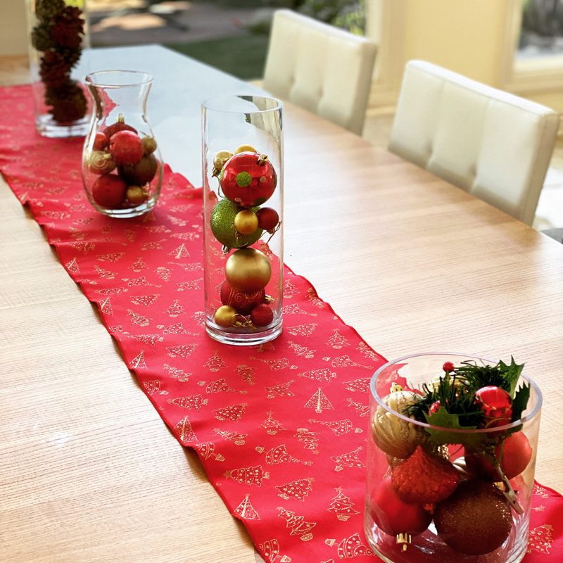 Chemin de table floral Campden, L 108 po x l 12 po, Rouge