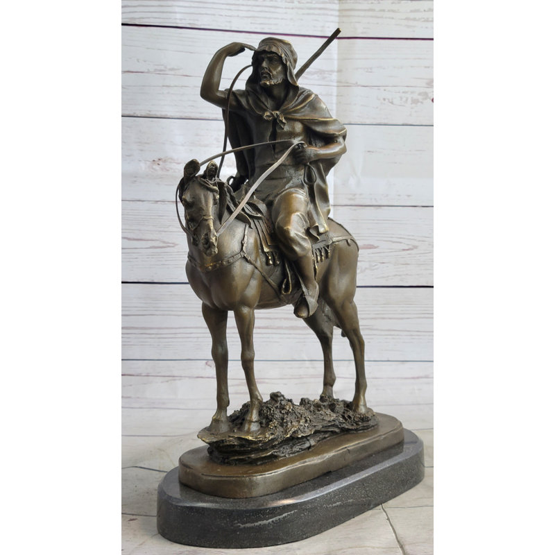 Figurines et sculptures Teagann
