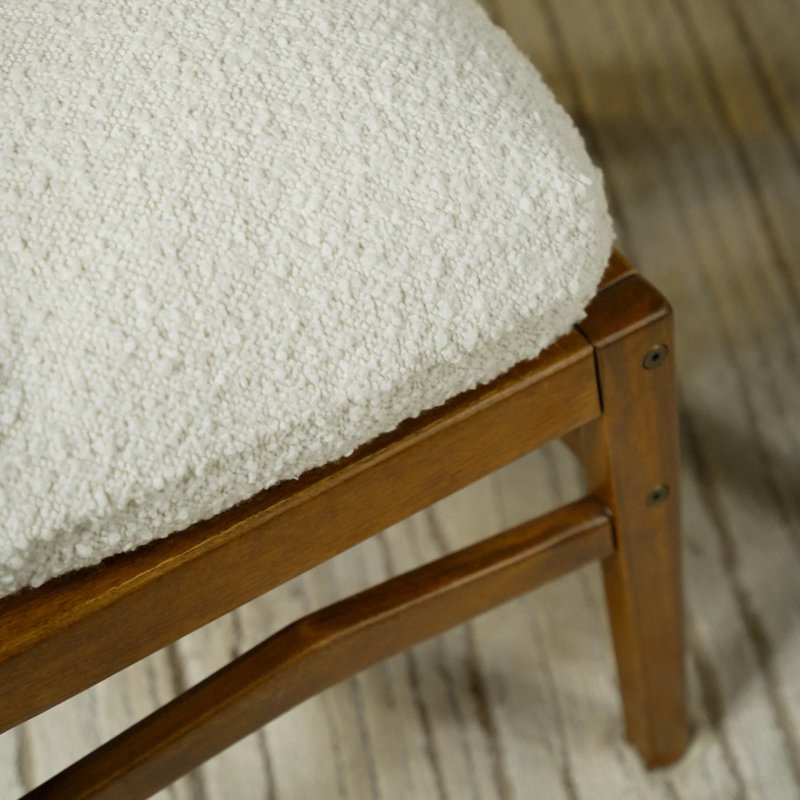 Repose-pieds Mid Century, Tapioca Premium Boucle, Brushed Walnut