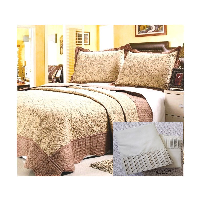 Embroidery Damask Quilt, King Quilt + 6 Additional Pieces
