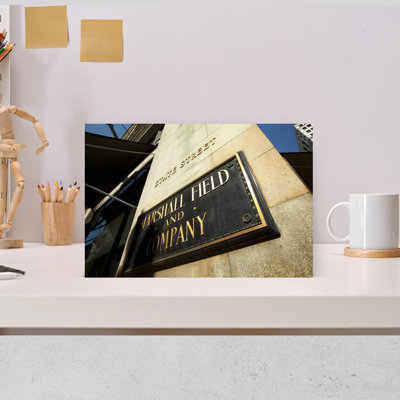 Vue en contre-plongée d'une plaque, Marshall Field and Company, Chicago, Cook County, Illinois, États-Unis, art contemporain, art mural