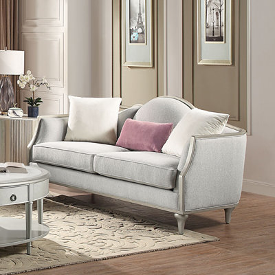 Mireielle Loveseat W/3 Pillows