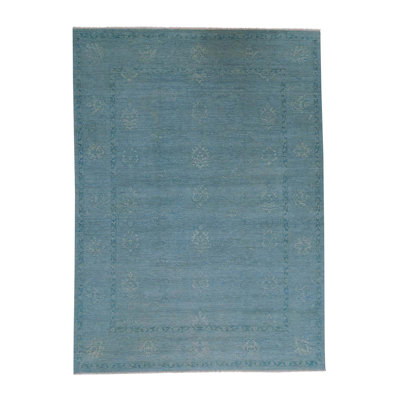 Hand Woven Wool Oriental Area Rug