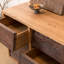 Buffet Wabi-sabi vieille porte en bois