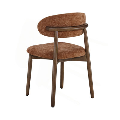 Ensemble de 2 chaises de salle à manger robustes avec revêtement en tissu doux intégré pour un confort d'assise et un soutien dorsal optimaux. Dotées d'un design minimaliste classique de style champêtre, elles sont idéales pour la cuisine et la salle à manger.