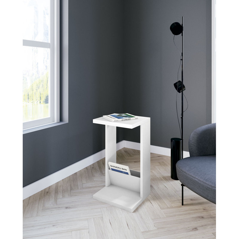 Hadnot C Table End Table, White