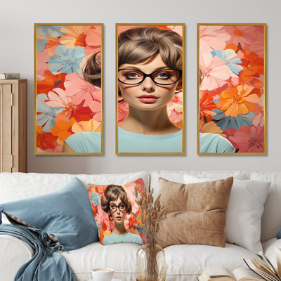Retro Floral Mid Century Woman Elegance III - Fashion Woman Wall Art