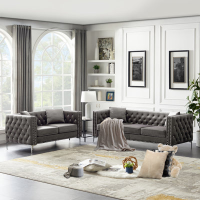 Magbie 2 Piece Velvet Living Room Set with 4 Pillows