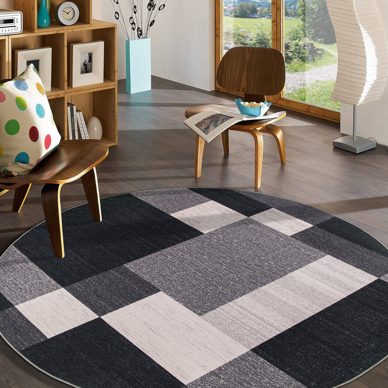 Tapis gris, noir et blanc touffeté à motif géométrique Akieba, Rond 8 pi
