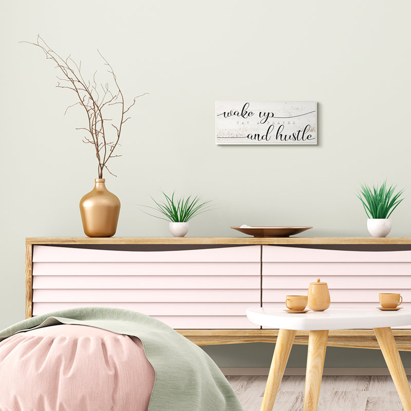 «Wake Up Say Prayer Hustle», peinture patinée, Plaque murale, H 7 po x l 17 po x P 0,5 po