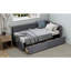 Lit d'angle simple en forme de L en lin gris avec garniture cloutée et rangement pour un lit de jour élégant et innovant-2081829196