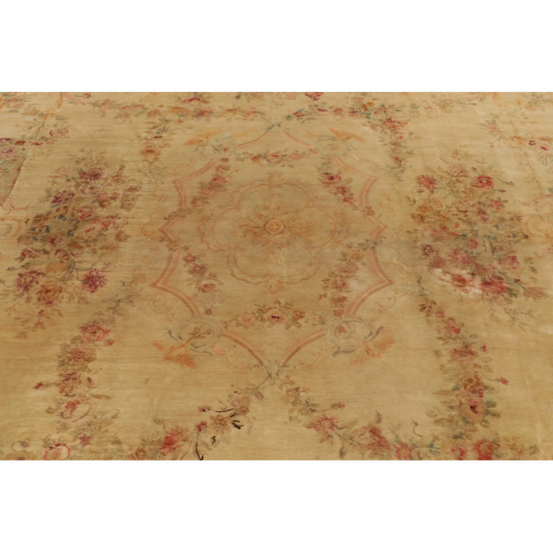 Hand Knotted Wool Floral Area Rug