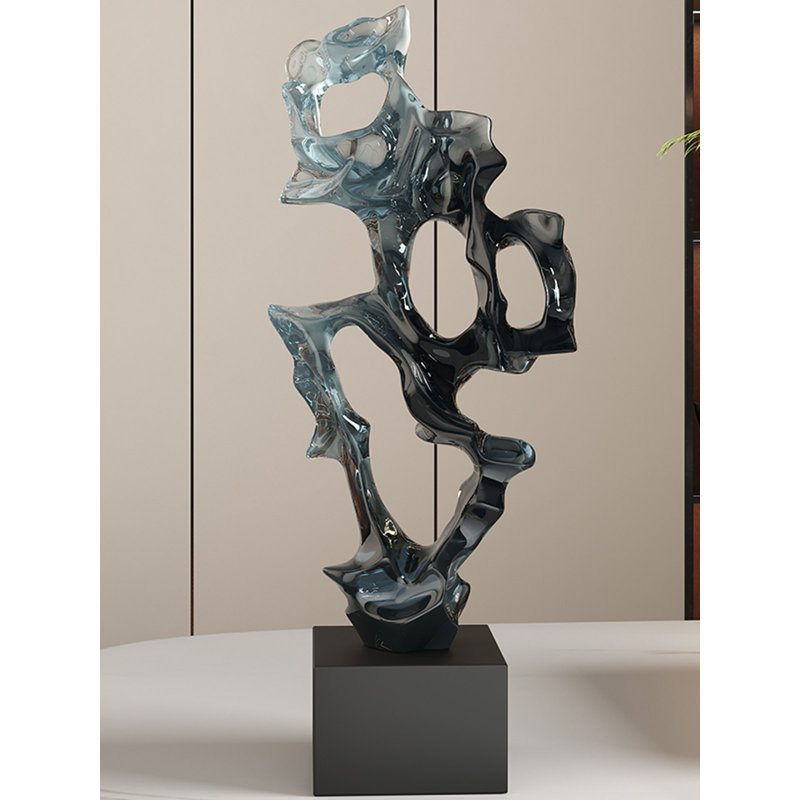 Ornements de sculpture en pierre de taihu abstraits simples dans le salon