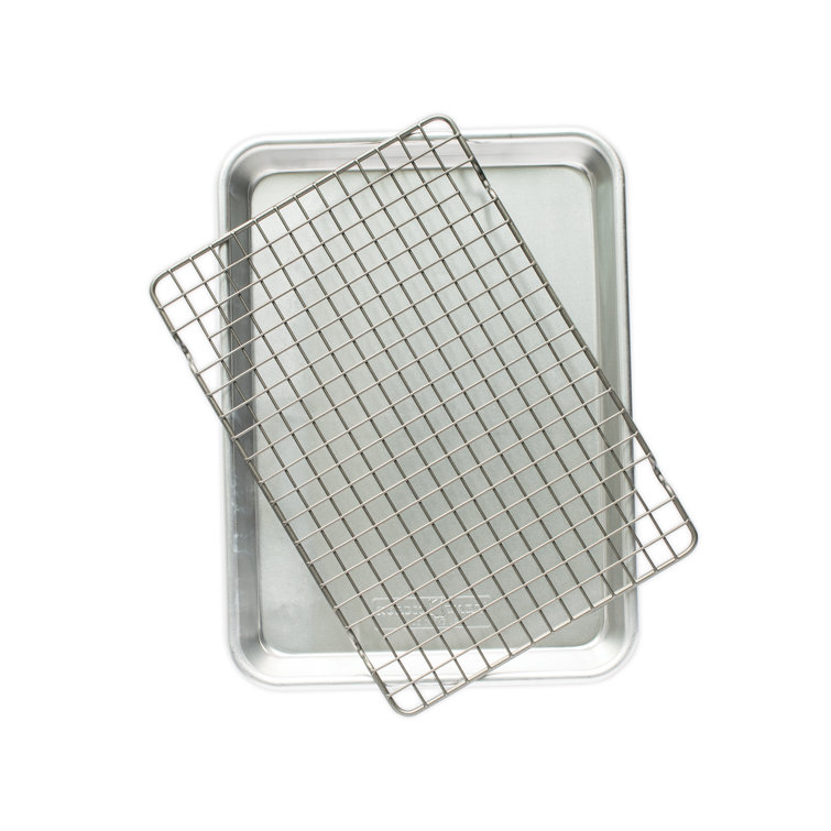 Nordic Ware Naturals Quarter Sheet with Oven-Safe Nonstick Grid & Reviews