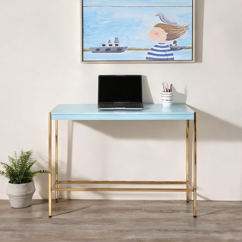 Bureau d'écriture rectangulaire avec plateau ultrabrillant et base ouverte en acier doré, port USB pour le chargement, largeur de 42 pouces