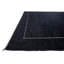 Tapis noir Kalmanovitz
