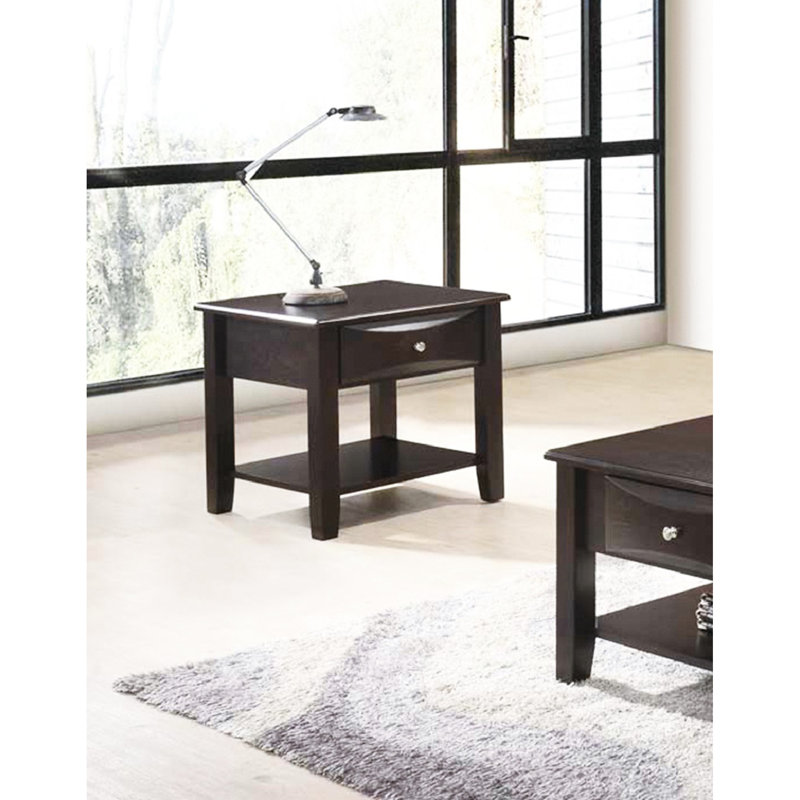 Table de bout rectangulaire brune avec tiroir et tablette à des fins décoratives dans Revolution Home Decor