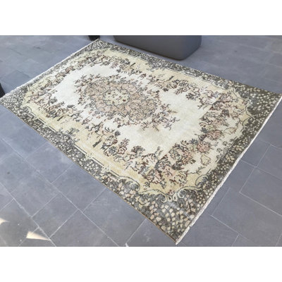 Handmade Vintage Turkish Oushak Rug in Beige with Floral Design for Home Decor