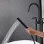 Robinet de baignoire autoportant-109767563