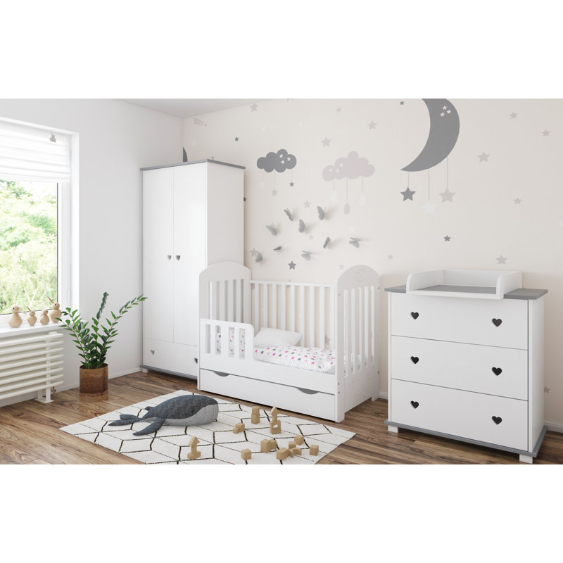 Ennis Cot Bed, Yes