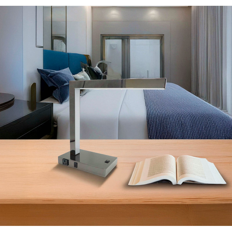 Lampe de bureau moderne à DEL avec prise USB et prise de courant