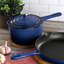 Casserole en fonte émaillée MegaChef de 2 pintes en dégradé bleu foncé-123062651