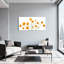 Plantes et fleurs de pavot orange sur fond blanc-285281304