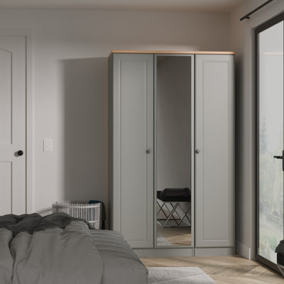 Arpelar Manufactured Wood Wardrobe