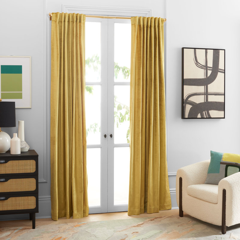 Habillage de fenêtre Rosedale, L 52 po x L 84 po, Jaune