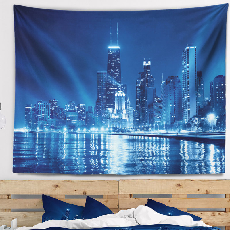 Cityscape Blue Chicago Skyline Night Tapestry, H 32 po x l 39 po