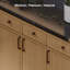 Armoire de cuisine moderne en chêne blanc avec boîte en contreplaqué, tiroirs et charnières à fermeture en douceur, agencements personnalisés-120721316-121187485