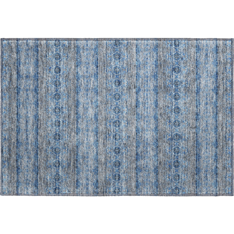 Tapis bleu marine Cerrito lavable à la machine de qualité supérieure, Rectangle 1 pi 8 po x 2 pi 6 po