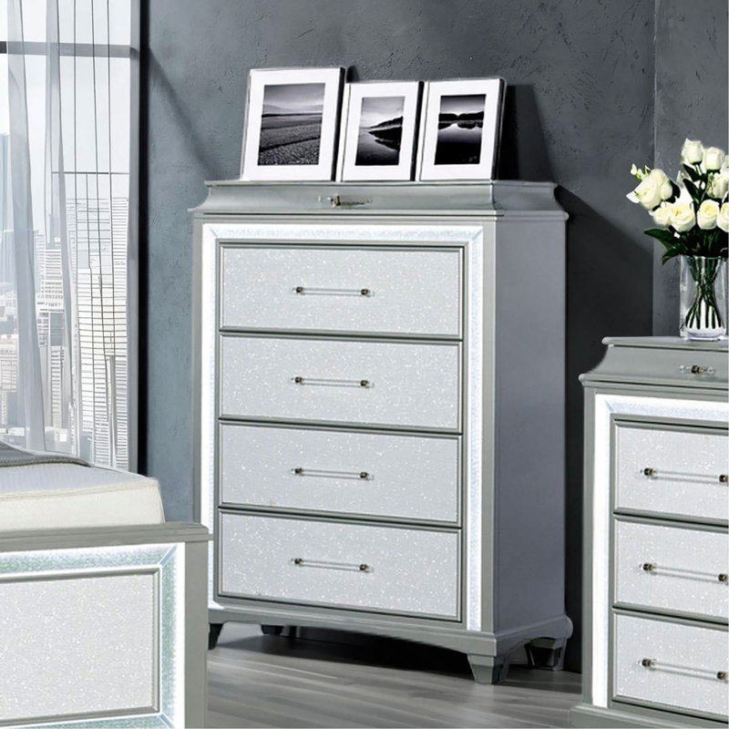 Glamour Style 1Pc Chest