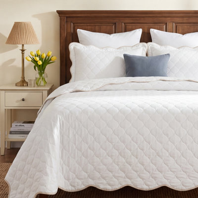 Yves Cotton Quilt Set