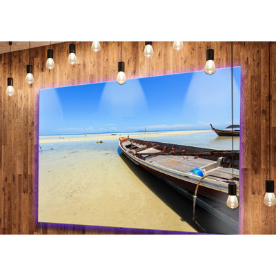 Photographie "traditionnel du bateau thaï on beach"