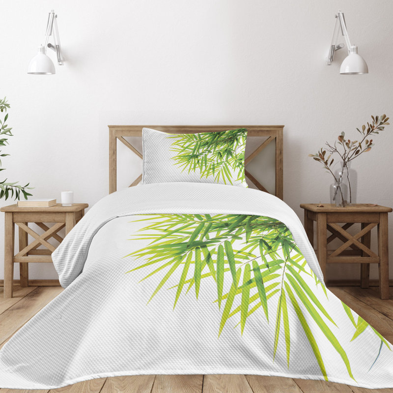 Twin White and Green Quilted Bedspread Set with Pillow Sham