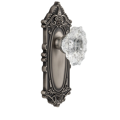 Grandeur Grande Victorian Plate Privacy with Biarritz Crystal Door Knob