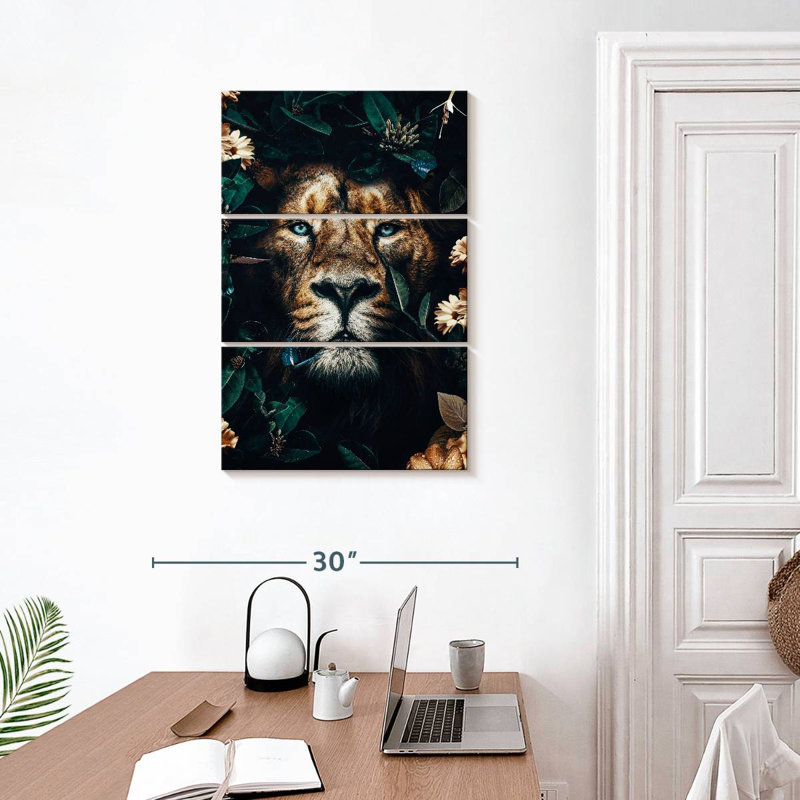 Lion I, H 32" x l 20"