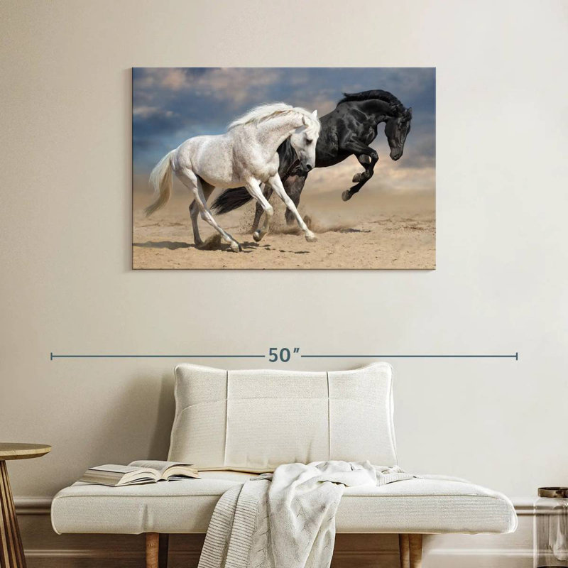 Chevaux noirs et blancs Brampt, H 26 po x l 39 po
