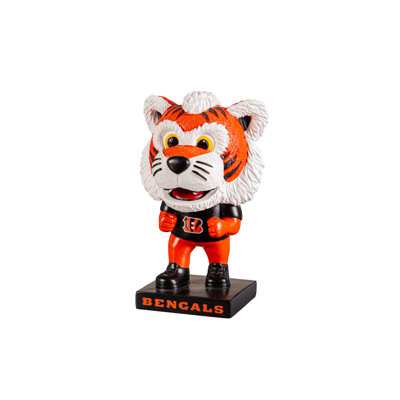 Resin Sport Figurine / Sculpture Decorative Object