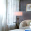 Lampe de table - avec tranche en agate et abat-jour tambour blanc