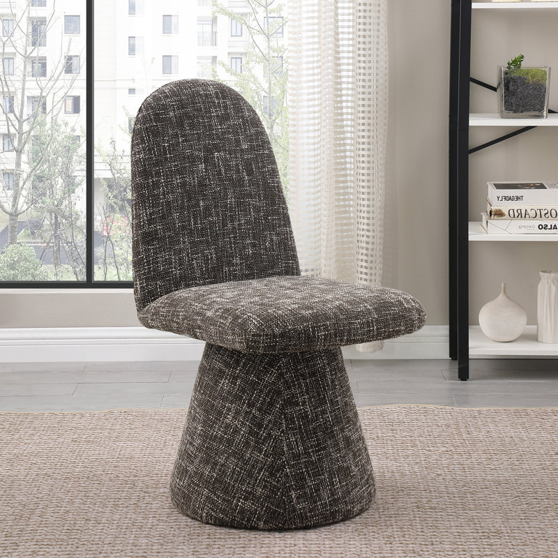 Chaise rembourrée Dunia, Tissu en polyester brun