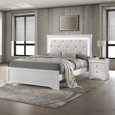 Jaquayvion King 2PC White