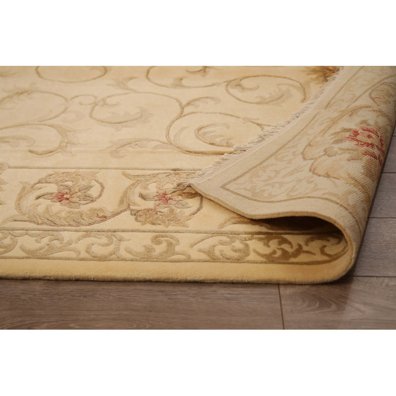 Yinka Wool Oriental Area Rug, Rectangle 5' 8" x 7' 10"