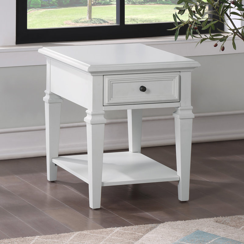 Bellflower 3 - Piece Living Room Table Set