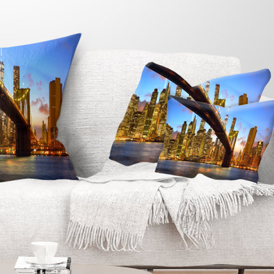 Oreiller avec coussin de cityscape skyscrapers manhattan