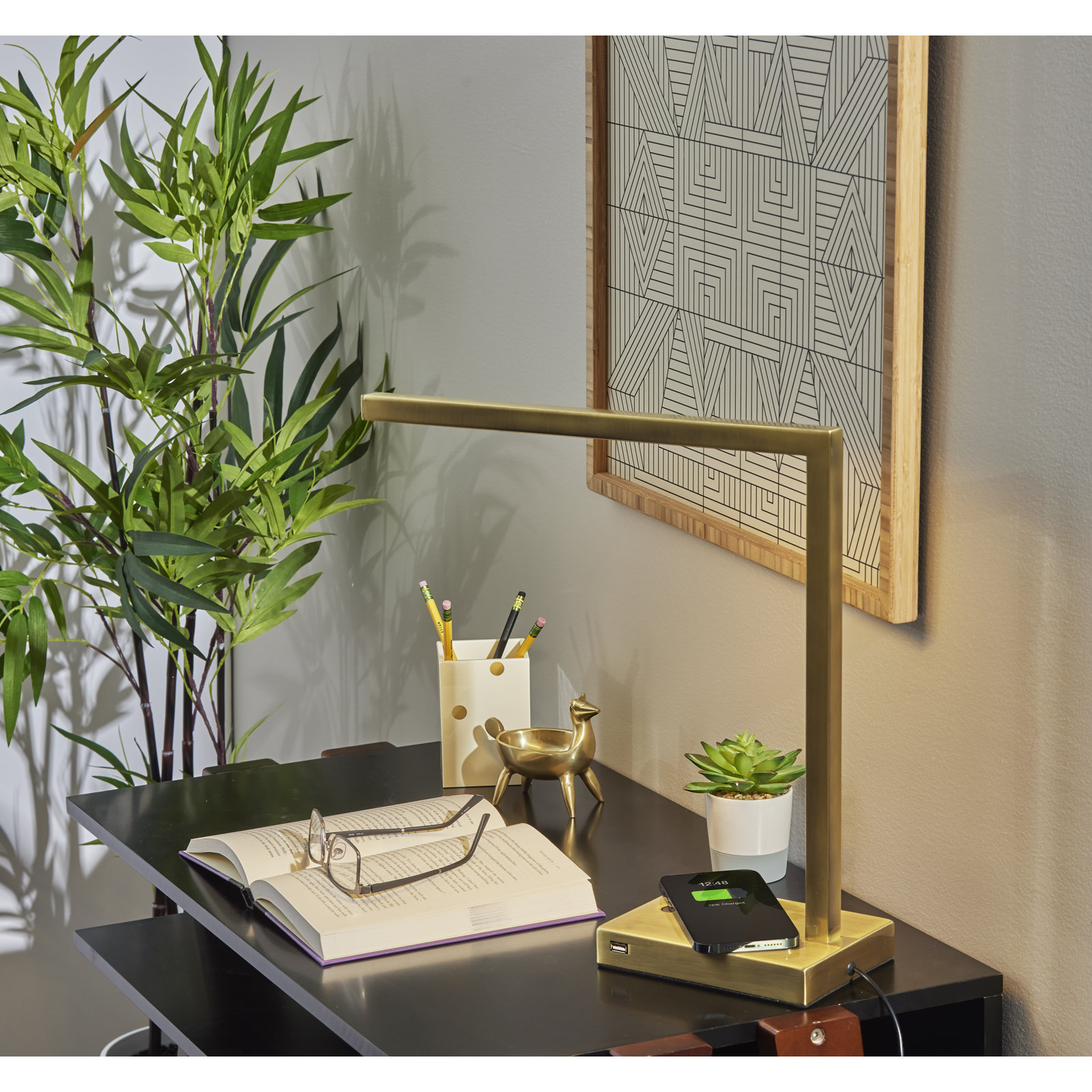 Capri Metal USB Desk Lamp, Gold