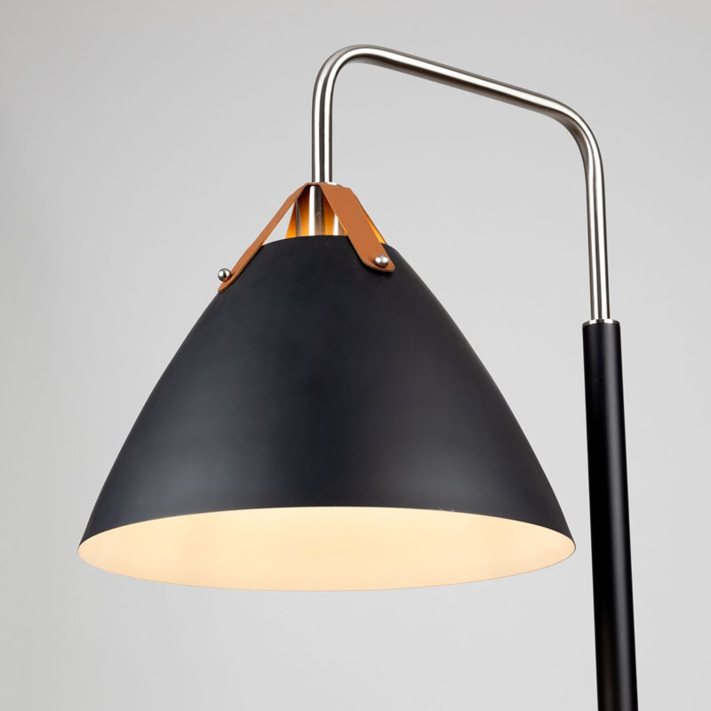 Tote 71.5'' Black & Brass Traditional Floor Lamp