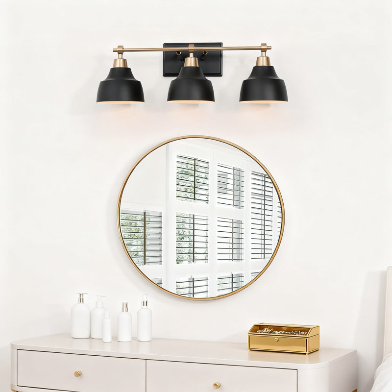 Applique murale de salle de bain 3 lumières, applique de salle de bain moderne noir et laiton avec abat-jour en métal pour miroir, couloir, chambre à coucher et cuisine
