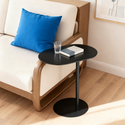 Table de bout en forme de C pour canapé et lit, table d'appoint industrielle en métal avec un design peu encombrant pour le salon et la chambre à coucher